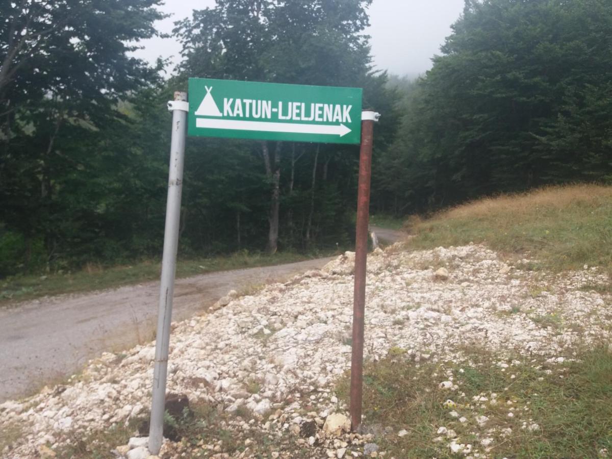 Katun Ljeljenak Hotel Pluzine Exterior photo